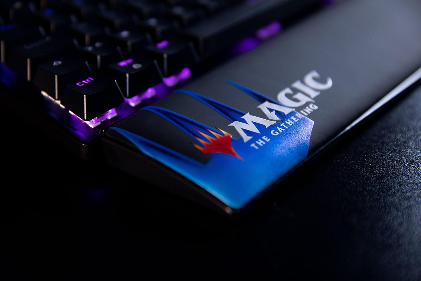 Clavier Gaming Konix Magic The Gathering Filaire Mécanique AZERTY – 20 Effets Lumineux