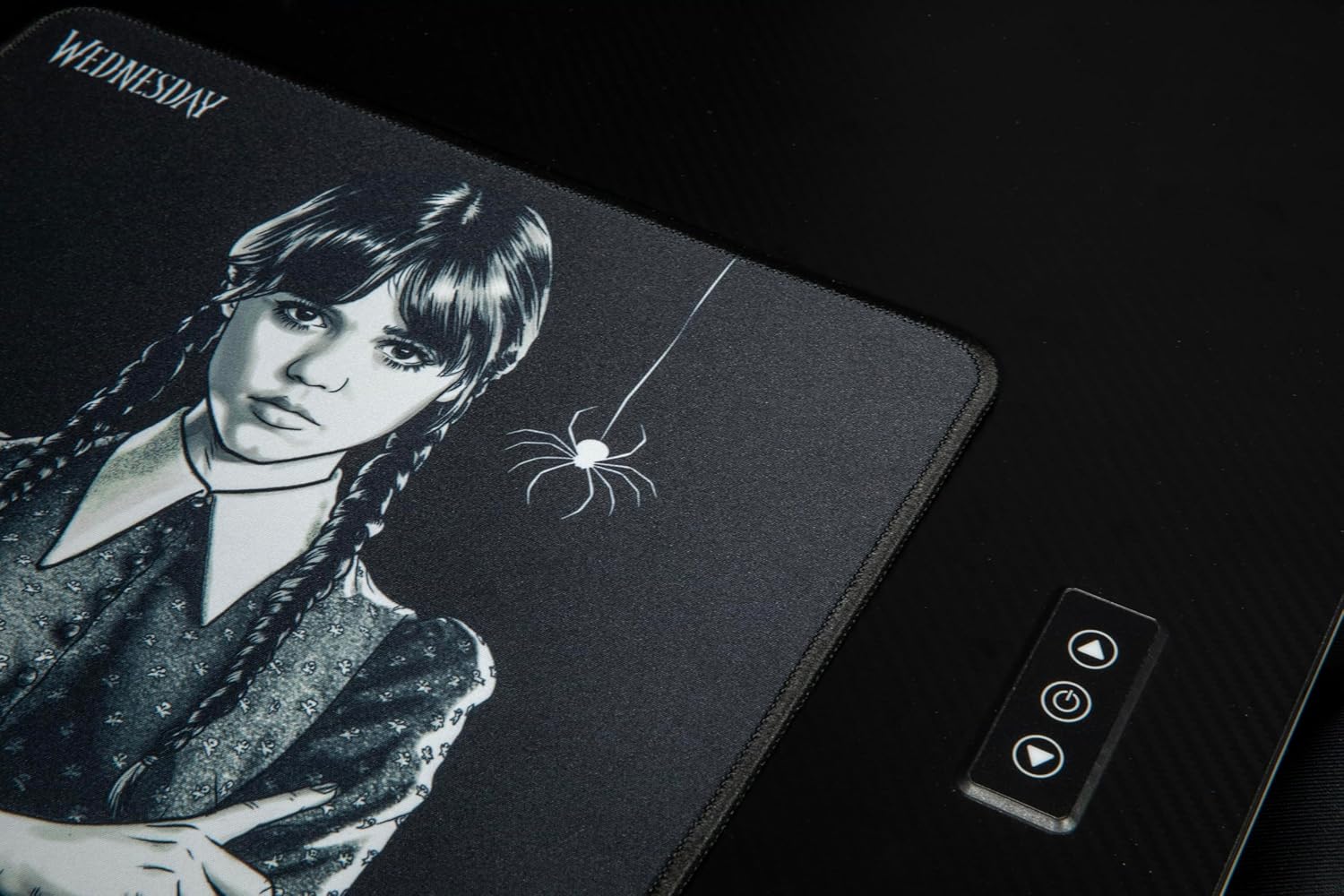 Tapis de Souris Konix – Wednesday Spider