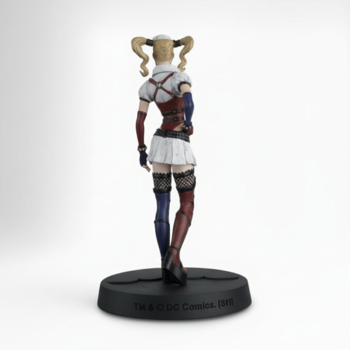 Figurine Harley Quinn Arkham 17cm – DC Comics Eaglemoss – Vinyle