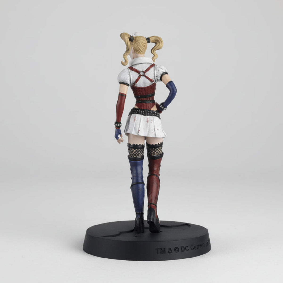 Figurine Harley Quinn Arkham 17cm – DC Comics Eaglemoss – Vinyle