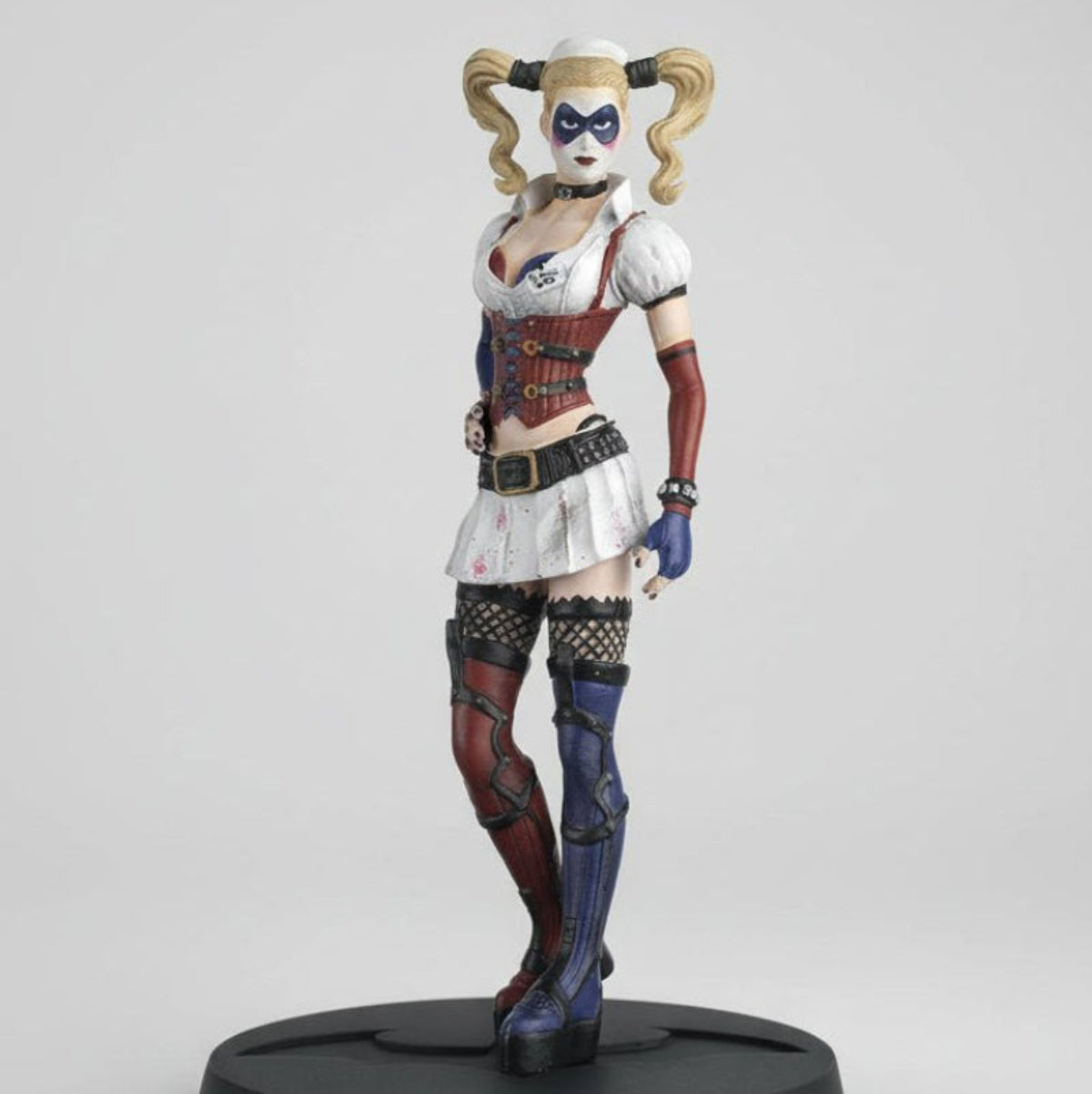 Figurine Harley Quinn Arkham 17cm – DC Comics Eaglemoss – Vinyle